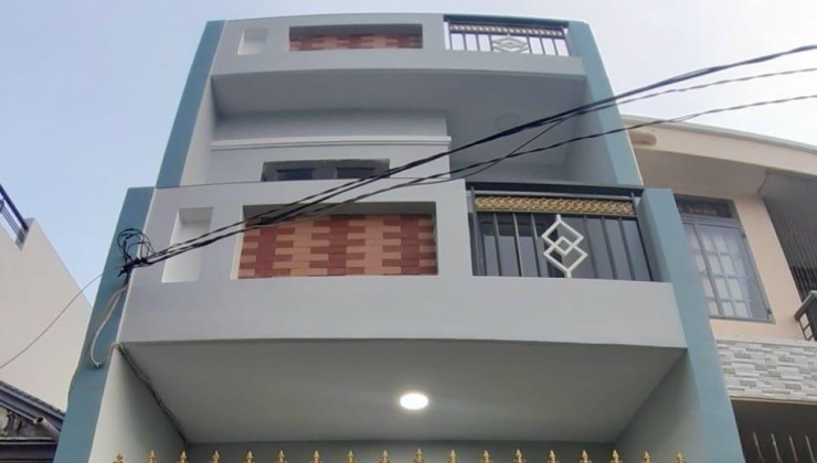 Bán nhà 2 tầng , hẻm 6m 4x10, Gần Nguyễn Hữu Thọ Quận 7, Gía hơn 4 tỷ
